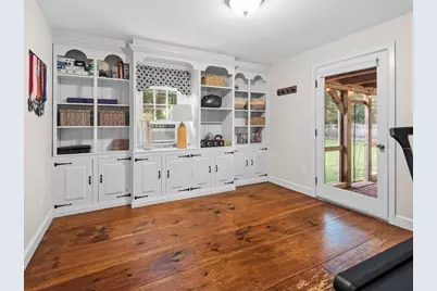 69 Walnut St, Upton, MA 01568 - Photo 16