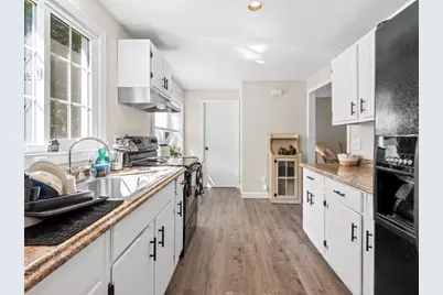 69 Walnut St, Upton, MA 01568 - Photo 22