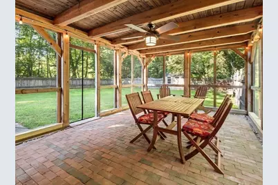 69 Walnut St, Upton, MA 01568 - Photo 18