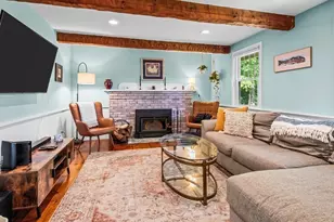 69 Walnut St, Upton, MA 01568 - Photo 6