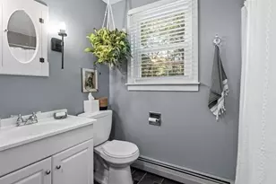 69 Walnut St, Upton, MA 01568 - Photo 14