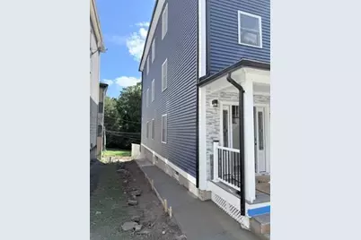 9 Maxwell, Worcester, MA 01607 - Photo 2
