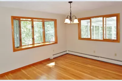 41 N Winnifred Rd, Brockton, MA 02301 - Photo 4
