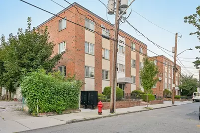 21 Staples Ave #23, Everett, MA 02149 - Photo 2