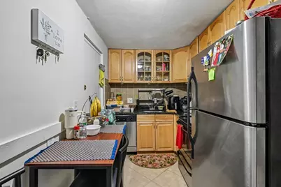 21 Staples Ave #23, Everett, MA 02149 - Photo 8