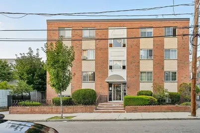 21 Staples Ave #23, Everett, MA 02149 - Photo 4