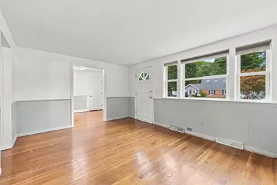 8 Cross St, Halifax, MA 02338 - Photo 12