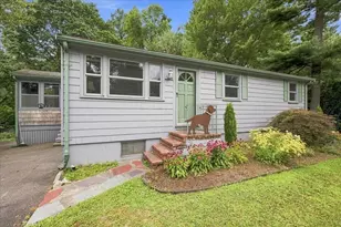 8 Cross St, Halifax, MA 02338 - Photo 1