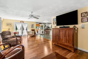 4 Mulberry St, Groveland, MA 01834 - Photo 14