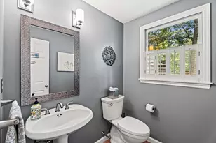 4 Mulberry St, Groveland, MA 01834 - Photo 20