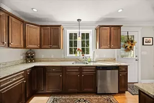 11 Cassidy Pl, Bridgewater, MA 02324 - Photo 8