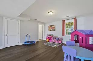 70 Henrietta Wy, Taunton, MA 02780 - Photo 30