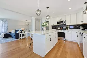 70 Henrietta Wy, Taunton, MA 02780 - Photo 8