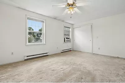 14 Phoenix St, Worcester, MA 01604 - Photo 26