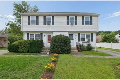 14 Phoenix St, Worcester, MA 01604 - Photo 2