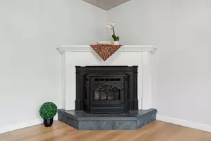 14 Phoenix St, Worcester, MA 01604 - Photo 12