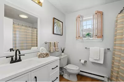 14 Phoenix St, Worcester, MA 01604 - Photo 22
