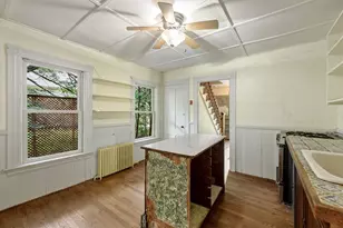 52 Baker St, Amherst, MA 01002 - Photo 6