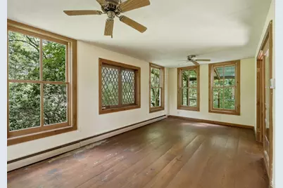 52 Baker St, Amherst, MA 01002 - Photo 16