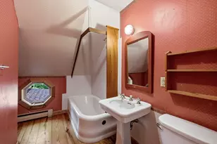 52 Baker St, Amherst, MA 01002 - Photo 18