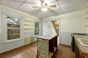 52 Baker St, Amherst, MA 01002 - Photo 6