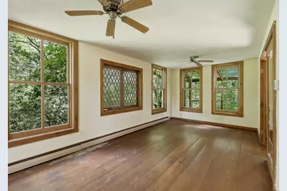52 Baker St, Amherst, MA 01002 - Photo 16