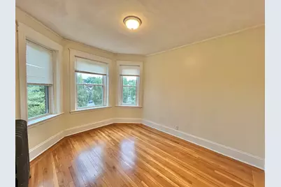 1725 Commonwealth Avenue #4, Boston, MA 02135 - Photo 2