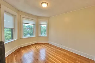 1725 Commonwealth Ave, Boston, MA 02135 - Photo 2