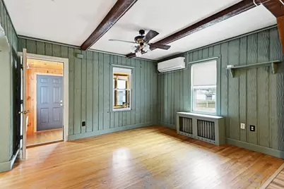 64 Stewart St, Chicopee, MA 01020 - Photo 8