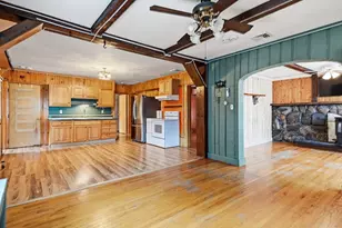 64 Stewart St, Chicopee, MA 01020 - Photo 10