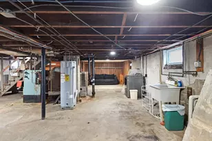 64 Stewart St, Chicopee, MA 01020 - Photo 36
