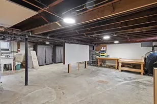64 Stewart St, Chicopee, MA 01020 - Photo 34