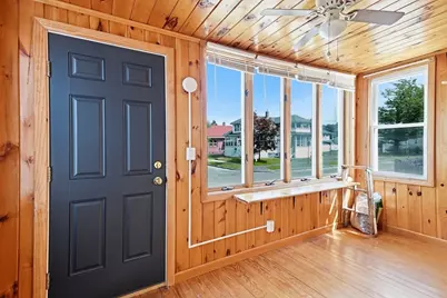 64 Stewart St, Chicopee, MA 01020 - Photo 14