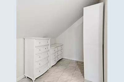 64 Stewart St, Chicopee, MA 01020 - Photo 30