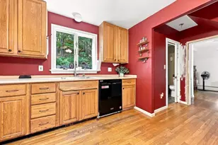 79 Waverly Rd, Woburn, MA 01801 - Photo 8