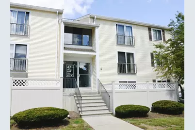 47 Village Brook Ln #14, Natick, MA 01760 - Photo 2
