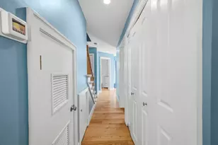 17 Walnut Ct, Rockland, MA 02370 - Photo 6