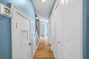 17 Walnut Ct, Rockland, MA 02370 - Photo 6