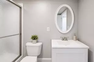 15 Leedsville St, Boston, MA 02122 - Photo 4