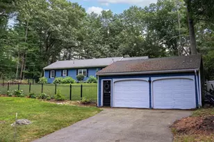 17 Gardner Ave, Sturbridge, MA 01566 - Photo 2