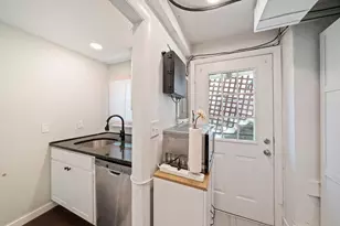 12 Marivista Ave, Waltham, MA 02451 - Photo 12