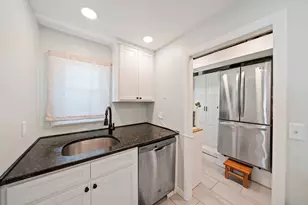12 Marivista Ave, Waltham, MA 02451 - Photo 10