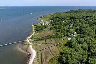 13 Harbor Acres Ln, Mattapoisett, MA 02739 - Photo 2
