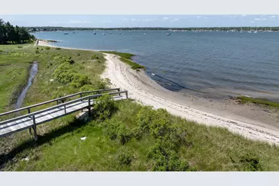 13 Harbor Acres Ln, Mattapoisett, MA 02739 - Photo 8