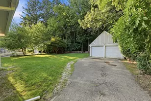 130 Westmoreland Ave, Longmeadow, MA 01106 - Photo 42