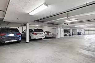 407 W First St, Boston, MA 02127 - Photo 28
