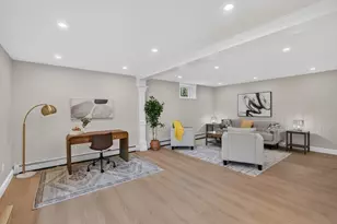 24-1/2 N Central St, Peabody, MA 01960 - Photo 10