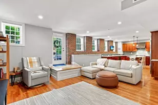 221 Worcester Ln, Waltham, MA 02451 - Photo 14