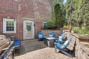 221 Worcester Ln, Waltham, MA 02451 - Photo 30