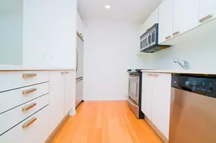 1 Earhart St, Cambridge, MA 02141 - Photo 4